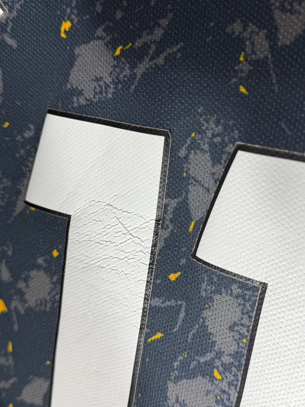 Wolves 2021-22 (Trincao #11) (L)